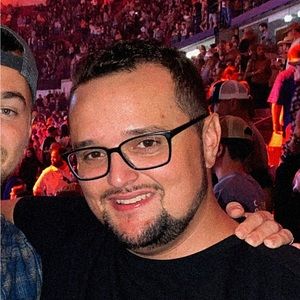 Meet your Posher, Nicholas